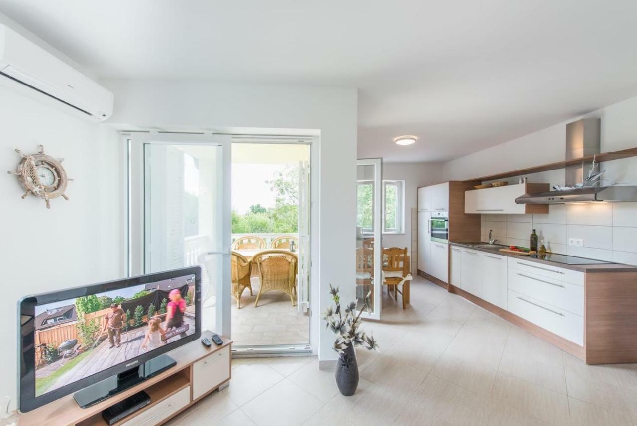 Fewo Villa Adria Barusic المظهر الخارجي الصورة